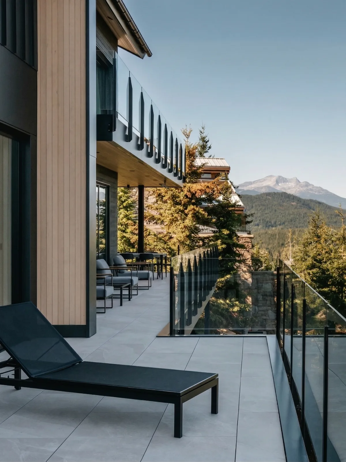 Infinity Topless — Frameless Glass Railings