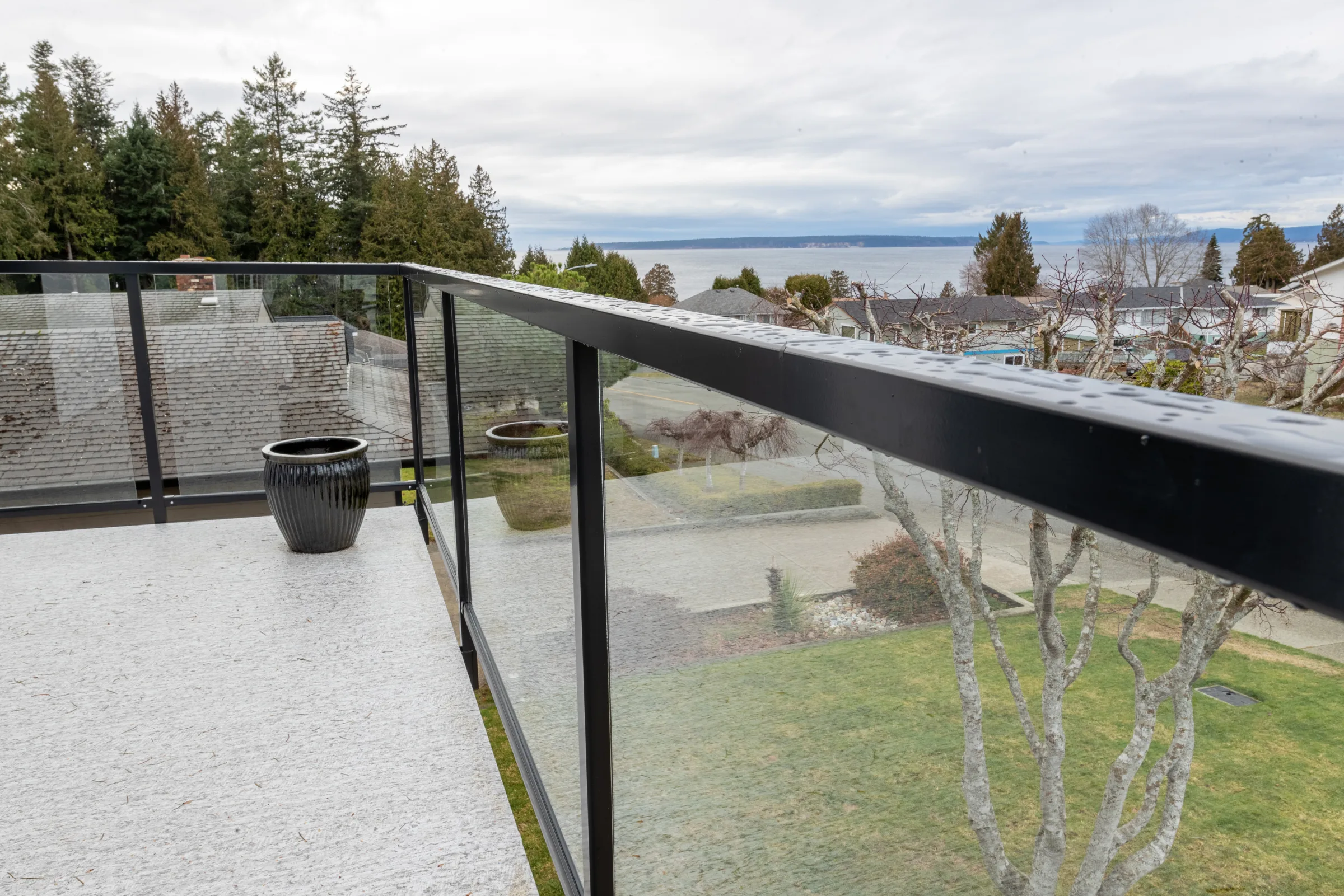 Glass Component railing detail