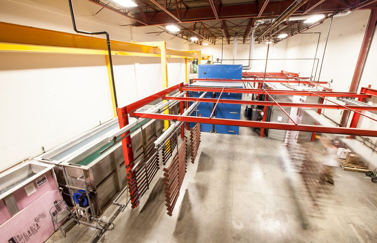 Powder Coating / Finishes - Innovative Aluminum Systems Inc.