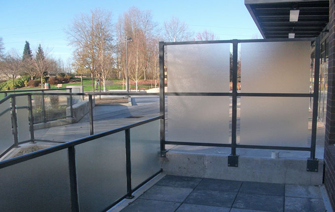 glass component railing on the deck, Innovative Aluminium Systems