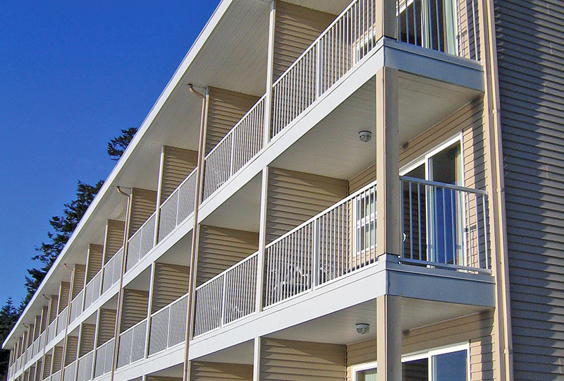 Picket Railings on apartment building, Innovative Aluminum Systems