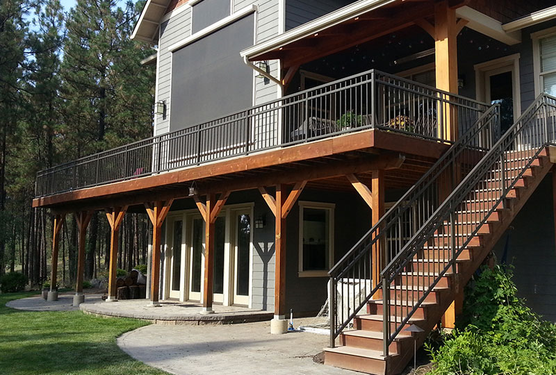 Picket Railings on a deck at a large house, Innovative Aluminum Systems